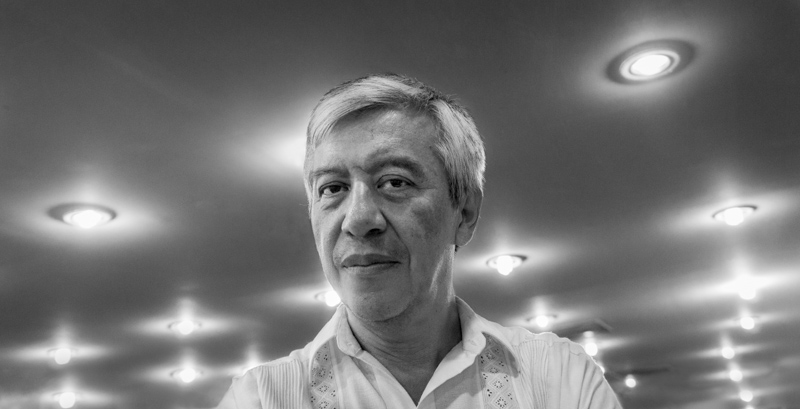 Armando Cristeto el 30 de agosto de 2013, al final del diplomado ofrecido en Tabasco, el día del octavo aniversario luctuoso de su hermano, "Adolfotógrafo". ©2013 Francisco Cubas